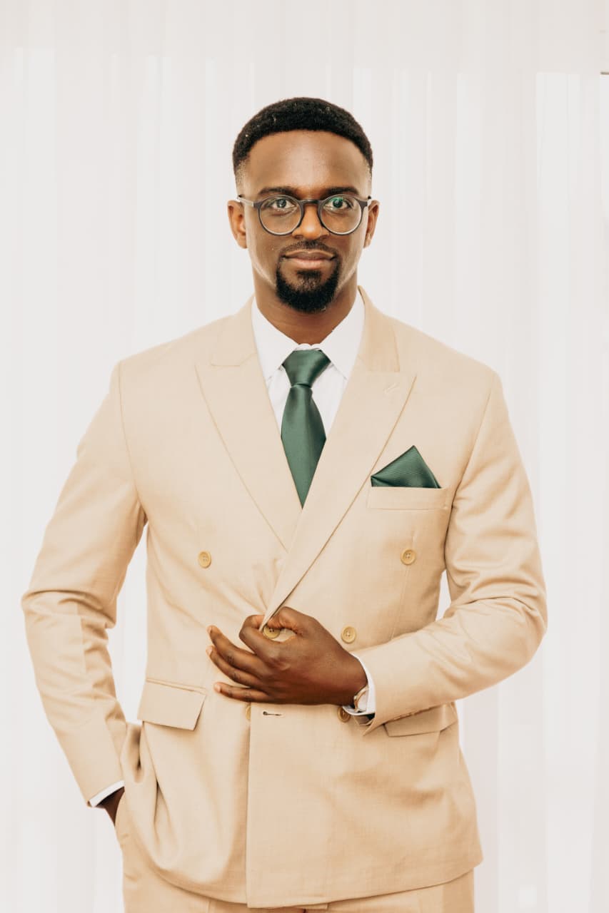 Dr. Nick Were – Medical Director and Orthopaedic Surgeon