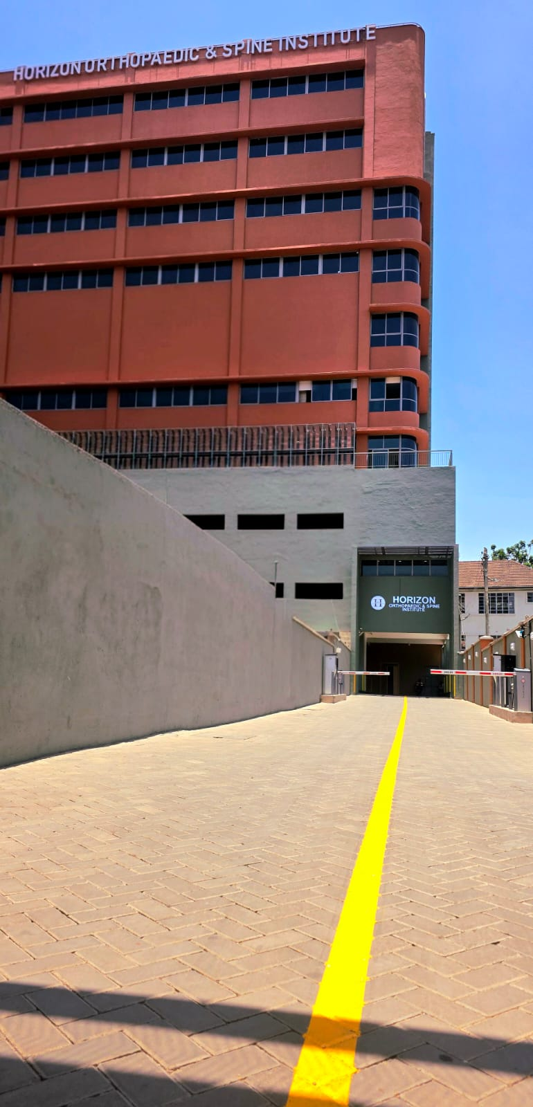 Expert orthopaedic specialist at Horizon Orthopaedic & Spine Institute